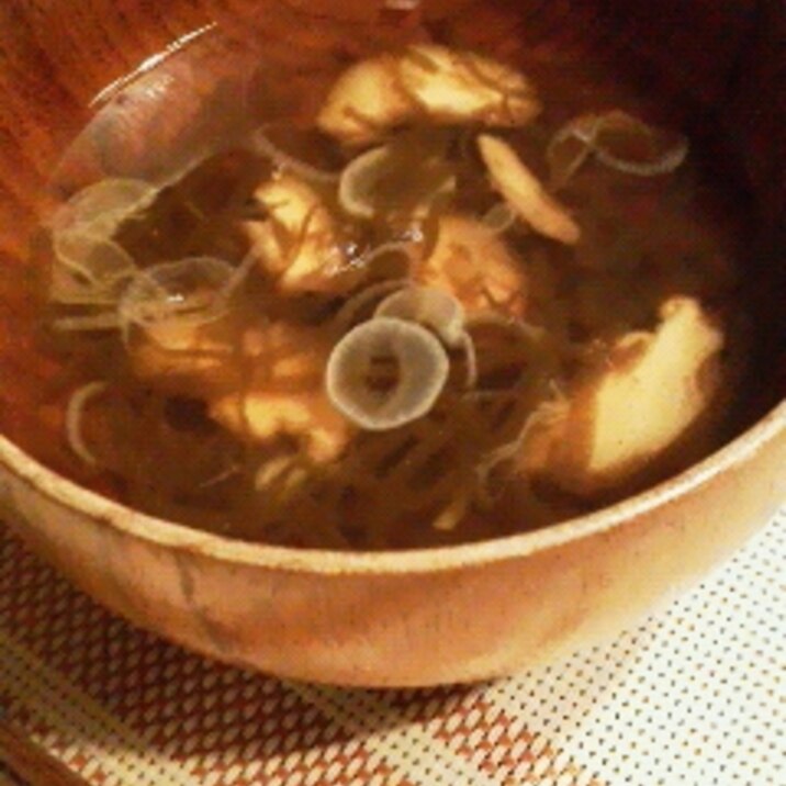 もずくと椎茸のお吸い物♪